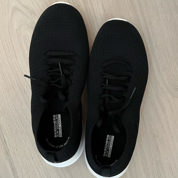 Sketchers Air Cooled Womens Athletic Shoes - Picture 3 of 5